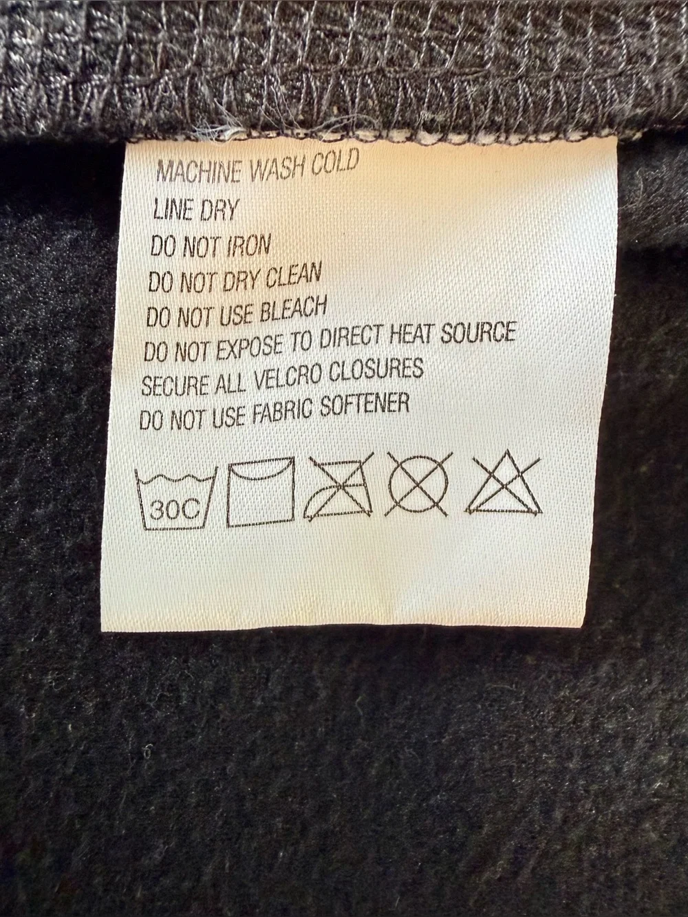 The North Face Gore Windstopper Fleece Vest Men’s Small Black Minimalist EUC